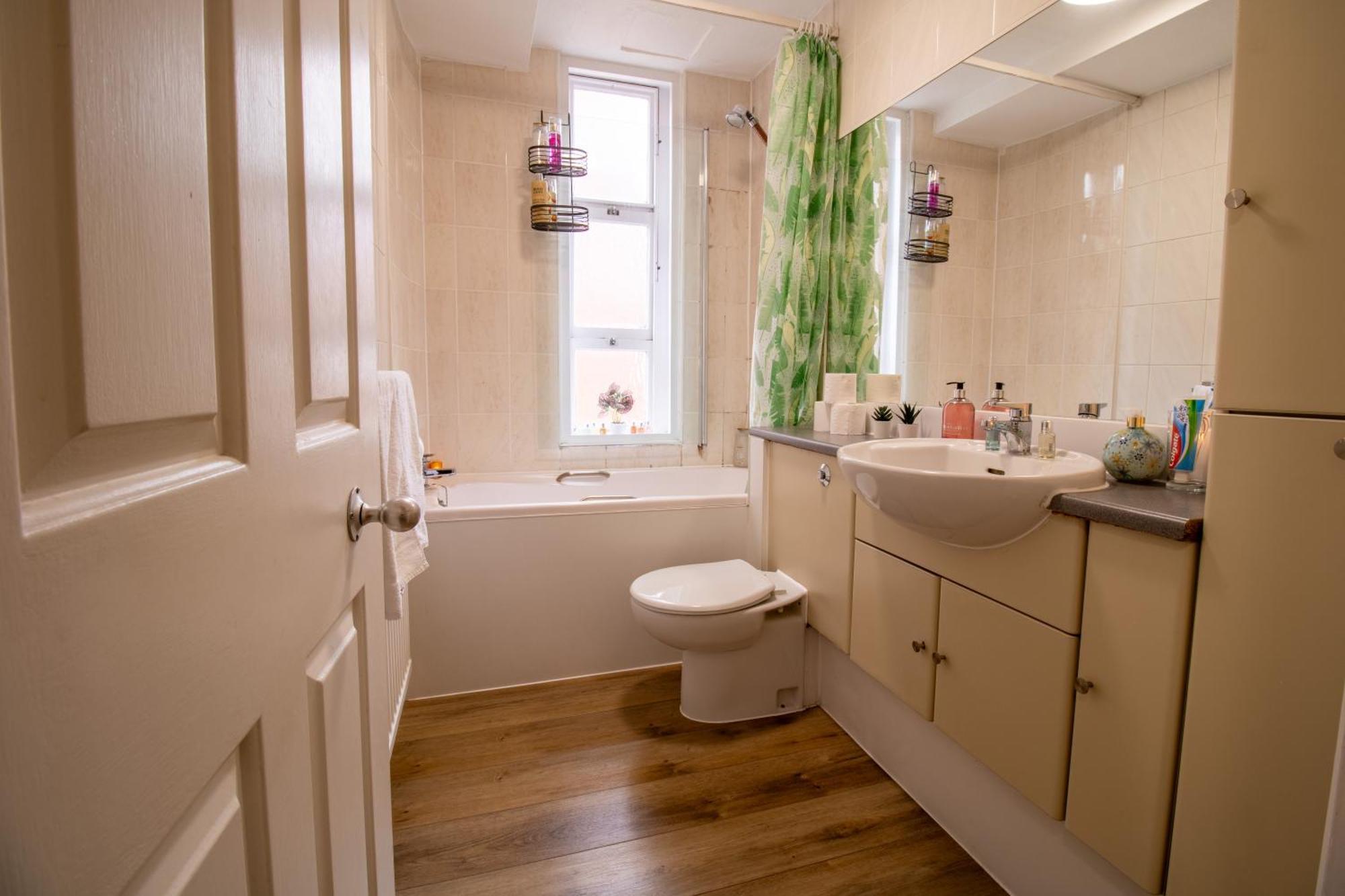 Cosy 2-Bedroom Apartment In Mayfair 8Cb - 4Th Floor No Elevator London Kültér fotó